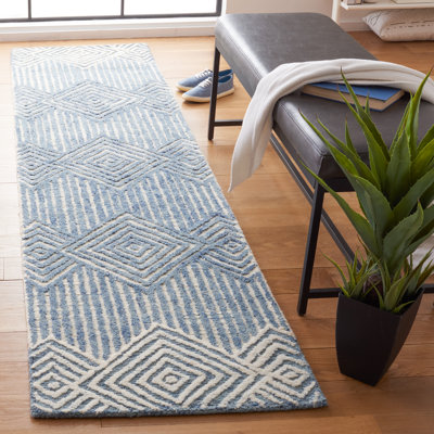 Leopoldo Geometric Handmade Tufted Wool Blue/Ivory Area Rug