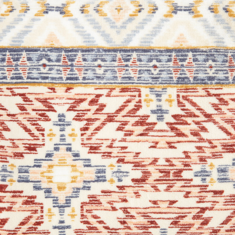 Jeté en sherpa géo en velours géant 60 po x 70 po Crafted by Catherine Nashville, Nashville Geo