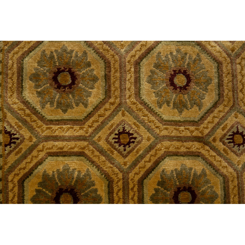 Hand-Knotted High-Quality Rust Area Rug