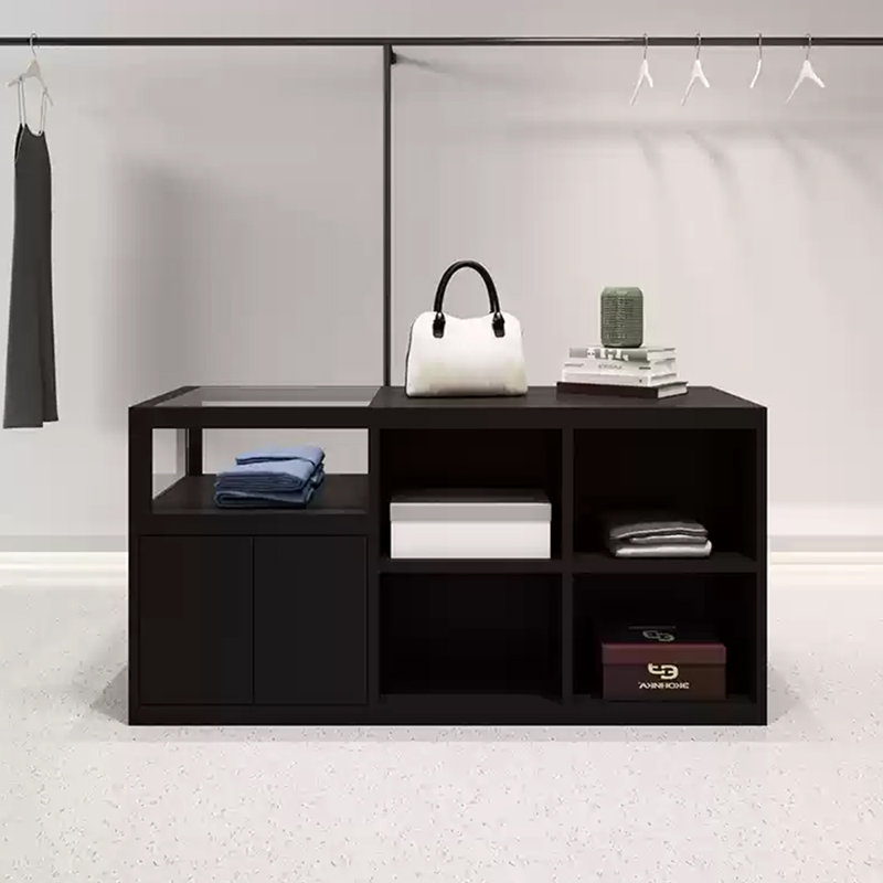 Kennidi, Black