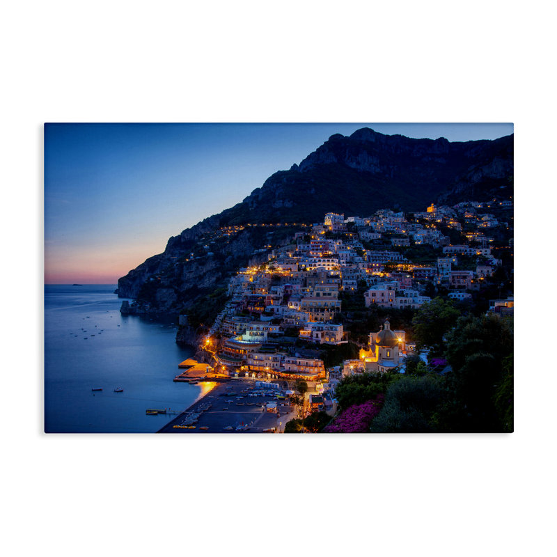  Art mural sur toile Vivid Coastal City par Danita Delimont, H 30 po x l 45 po
