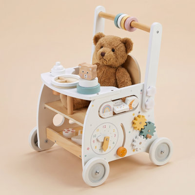 Poussette et centre d'activités en bois avec jeu de rôle, trieur de formes et rangement