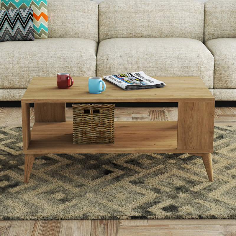 Table basse à 4 pieds avec rangement