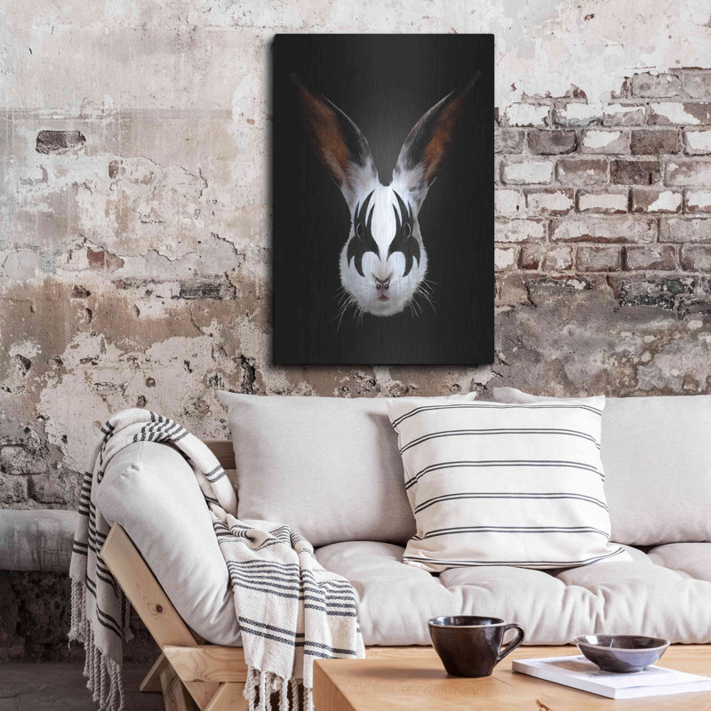 «Rabbit Rocks» par Robert Farkas, art mural en métal, H 36 po x l 24 po