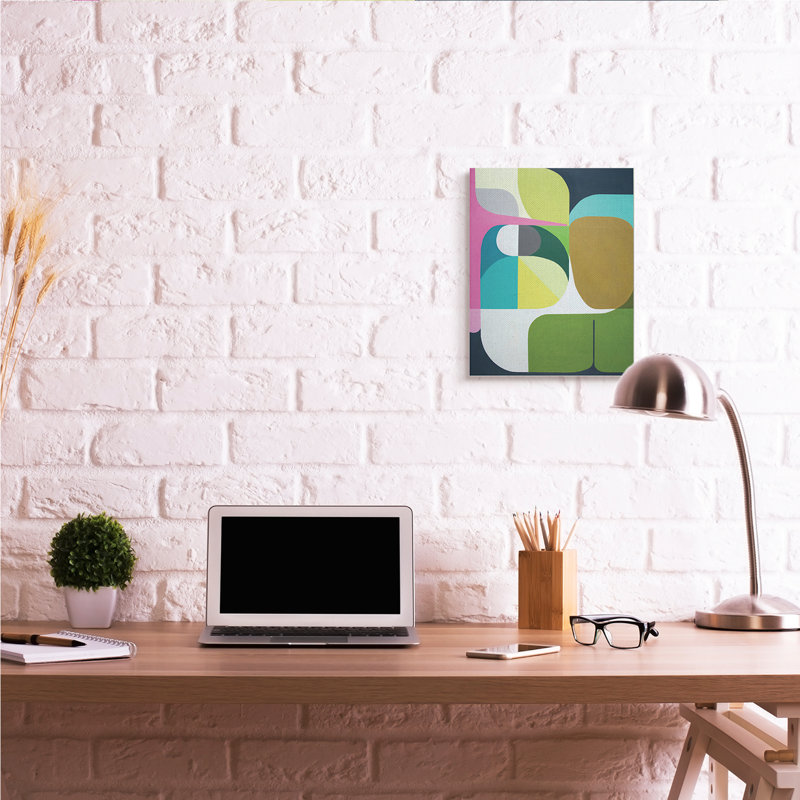 «Abstract Curved Shapes Green Pink Brown» par Marion Griese - impression, H 20 po x l 16 po, Toile tendue