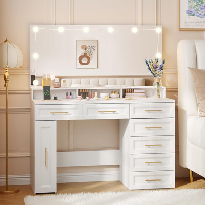 47" Large White Vanity Table With Mirror And Lights by Latitude Run