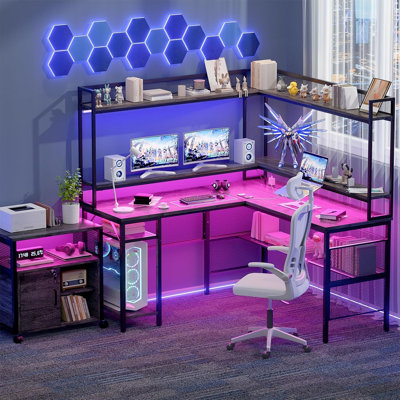 Bureau en L Laveeza avec tablettes réglables et support pour écran, bureau à domicile avec prise de courant et huche