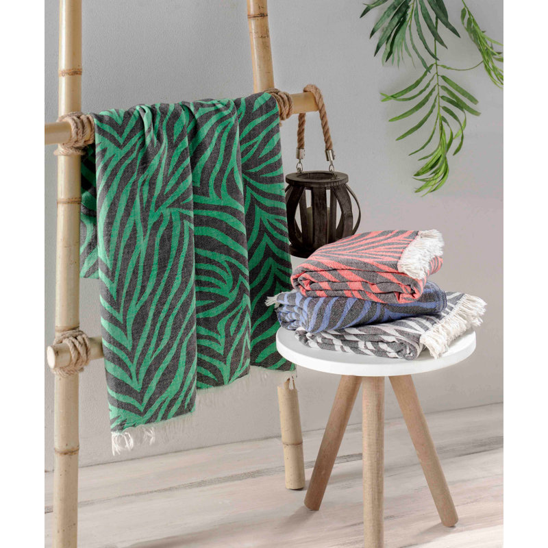 Serviette de plage 100% coton fouta, vert, 35,4 x 67,0 pouces | Hautement absorbant, doux et léger à 7,6 oz / verge carrée | Lavable à la machine, parfait pour la plage, la piscine et le spa | Serviette de qualité supérieure pour un confort ultime