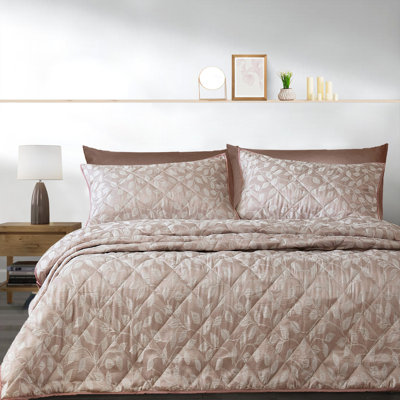 Abhipsa Luxury Jacquard Bedspread Sets