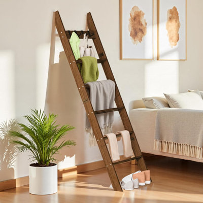 Farmhouse Blanket Ladder With Hooks, 6-Tier Pine Wood Quilt Rack With Anti-Slip Straps, Lightweight Freestanding Decorative Shelf For Living Room, Easy Assembly Hinged Design