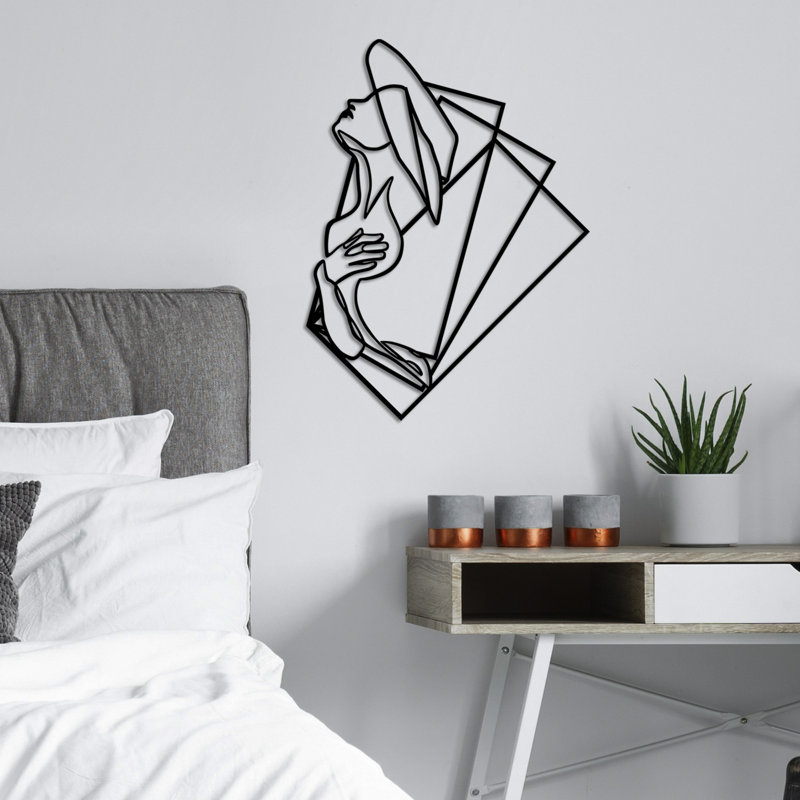 Elegant Black Decorative Metal Wall Accessory, 19.7 x 14.6 inches | 100% Metal Construction, Thickness: 0.06 inches | Lightweight at 0.44 lbs, Easy Wall Hanging Design | Perfect for Home Decor & Modern Interiors