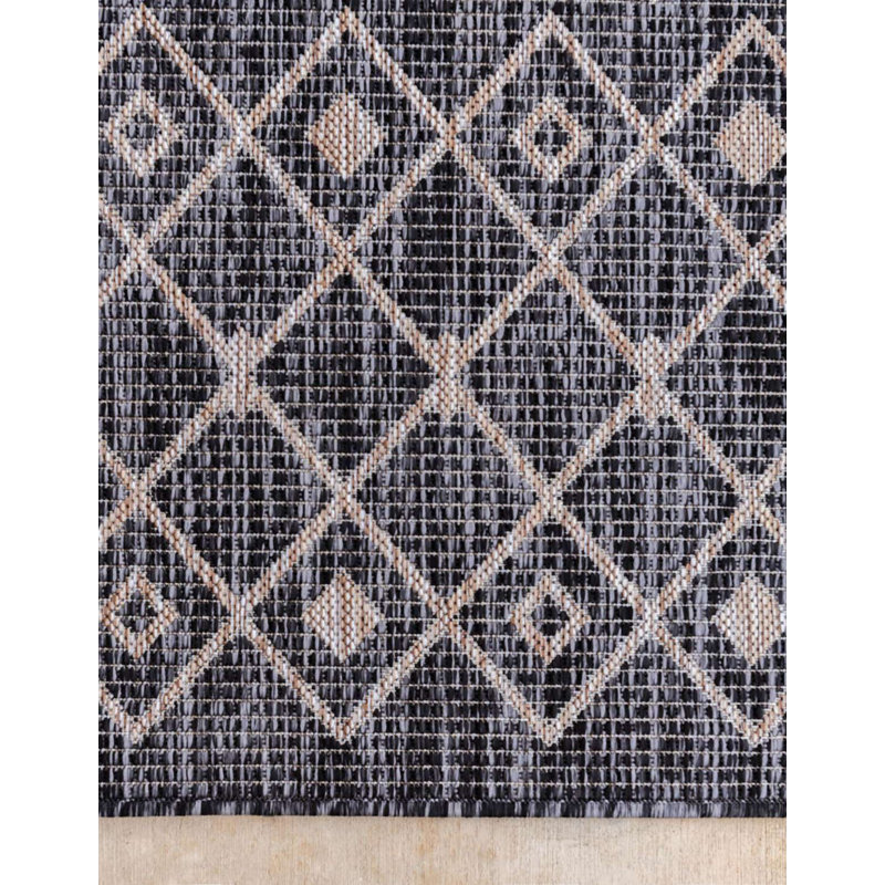Tapis intérieur / extérieur gris anthracite Leyla, Rectangle 3 pi 3 po x 5 pi 3 po