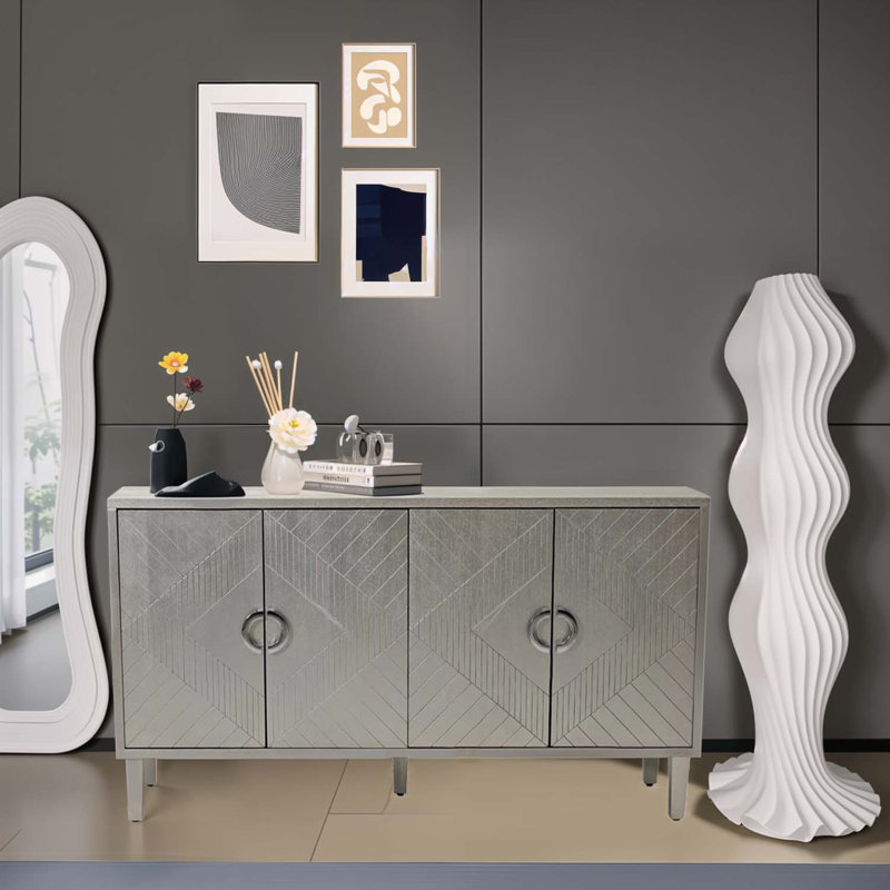 Armoire de rangement élégante et fonctionnelle à 4 portes avec pieds en pin et panneau de fibres à densité moyenne, Champagne
