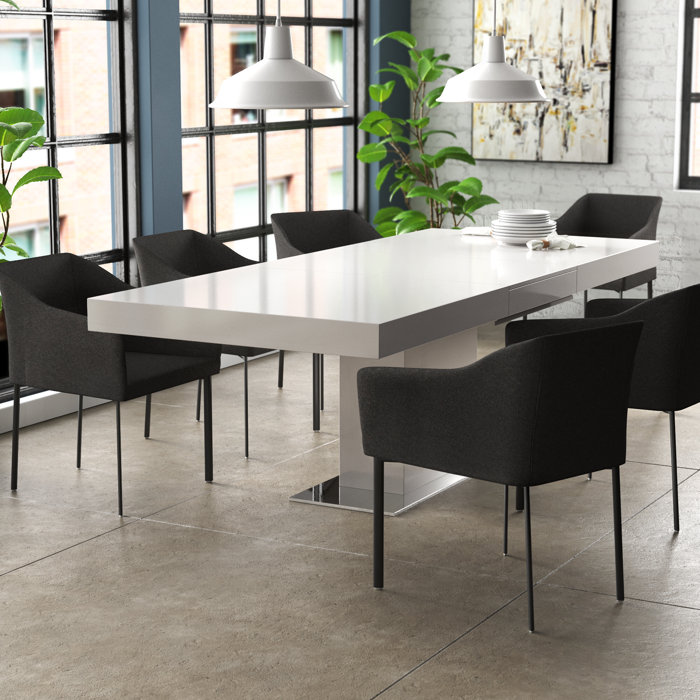 Wade Logan® ShipstStour Extendable Dining Table & Reviews | Wayfair