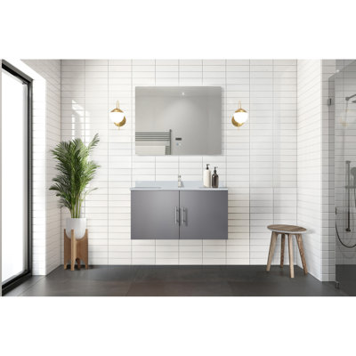 36 po L x P 22 po. Meuble-lavabo gris foncé avec comptoir en marbre, robinet, miroir à DEL, surface de protection contre les égratignures et les taches, structure durable