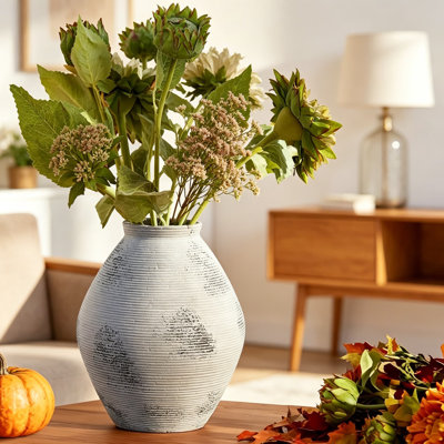 Vase en céramique avec texture de pierre rustique - vase de poterie vieilli fabriqué à la main pour décor de maison de campagne, moderne ou bohème comme pièce maîtresse de table, tablette ou décoration d'entrée