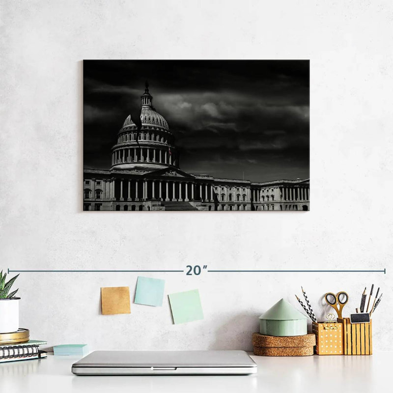 Lilie US Capitol Monochrome, 8" H x 12" W