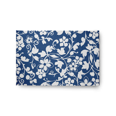 Ingunn Chenille Floral Indoor Rug