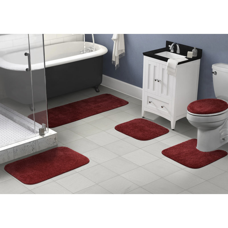 Mccluney Ultra Soft Traditional Nylon 5 Piece Bath Rug Set with Non-Slip Backing, Red