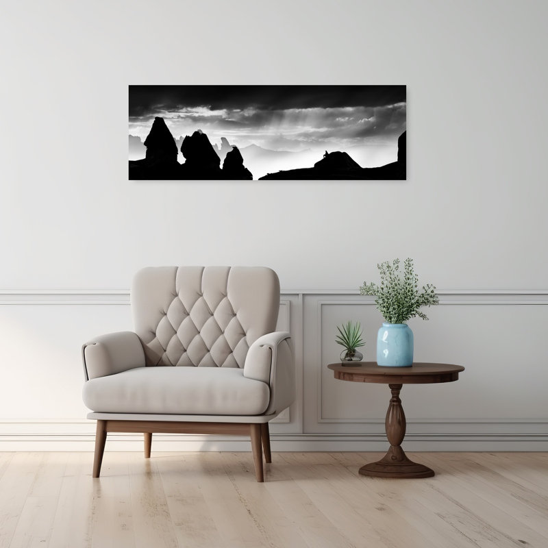 «Dramatic Desert Silhouette Dramatic Abstract Contemporary Mountain Mountain», art mural, H 36 po x l 12 po