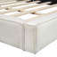 Grand lit plateforme tapissier avec tissu en velours-545691726