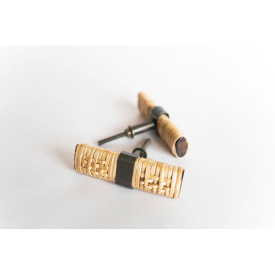 Marzo Novelty Pull