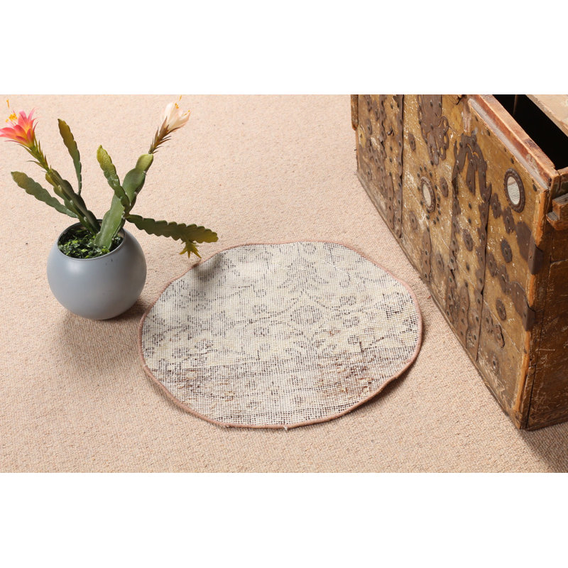Beige Round Turkish Rug Ideal For Entryway Or As A Charming Gift For Her On Any Occasion