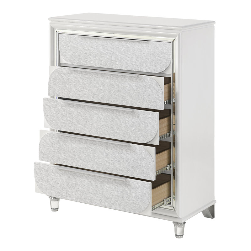 Commode 5 tiroirs Mistey en blanc perle