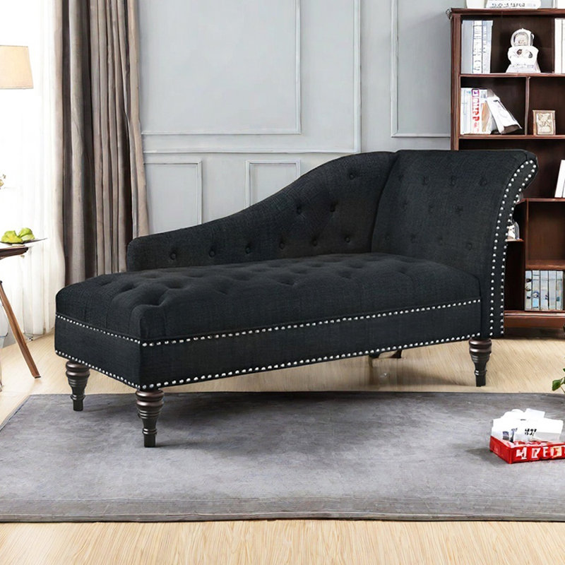 Treasia, Noir gris, Orienté à droite
