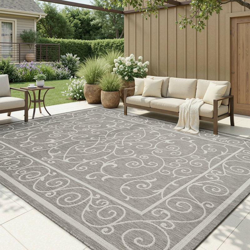 Traditional Floral Scrollwork Indoor / Outdoor Area Rug, Gray/White, Rectangle 5' x 7'