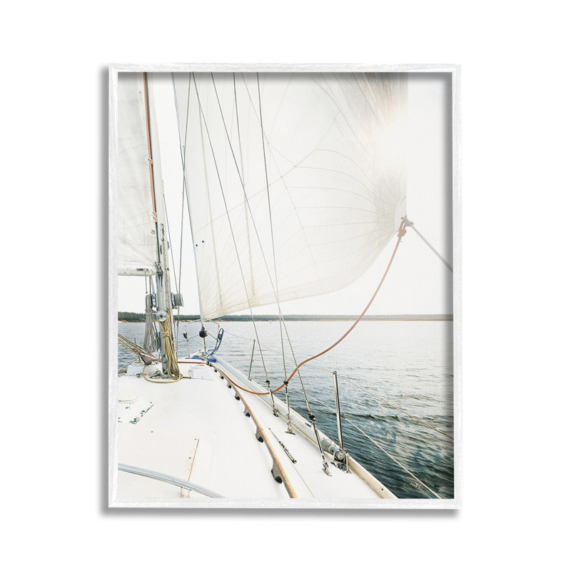 «Nautical Boat Mast View», art de la giclée encadrée par Sissi et Seb, Giclée encadrée blanc bord de mer, H 30 po x l 24 po