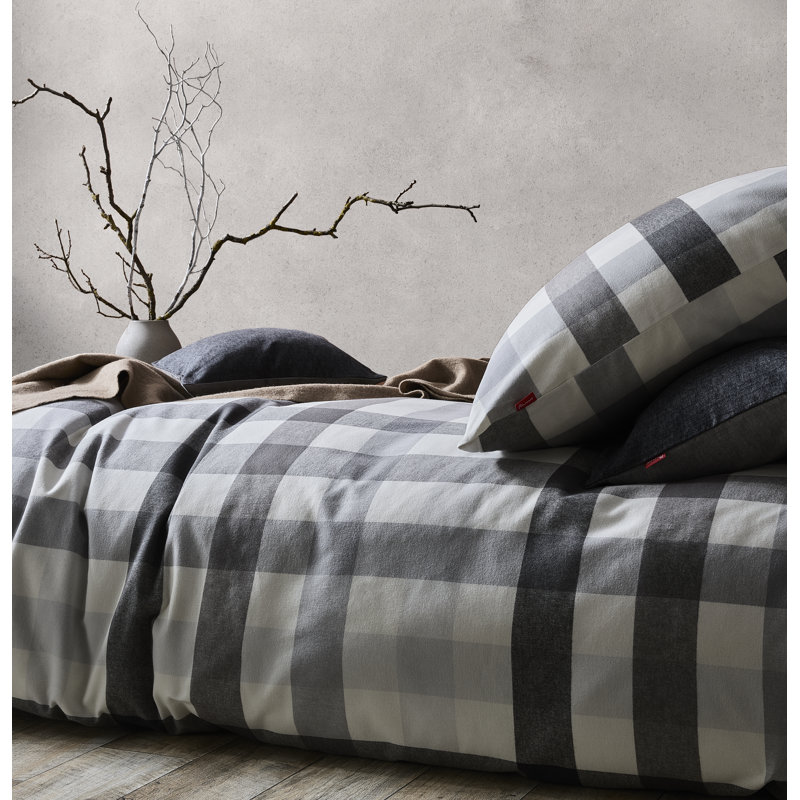 Lech Flannel Chequered Duvet Cover Set with Pillow Shams