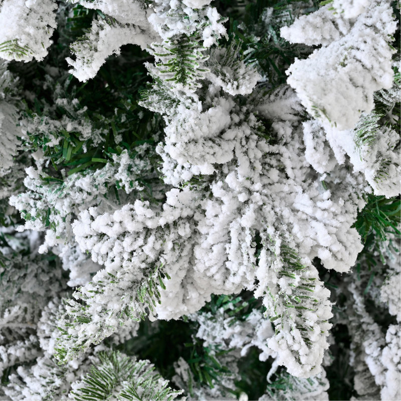 Arbre de Noël articulé enneigé 8 pi, 7.9'