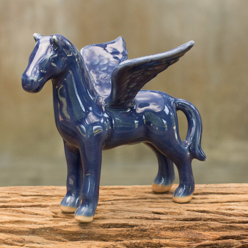 Figurine en céramique à saphir celadon pegasus Ivaan
