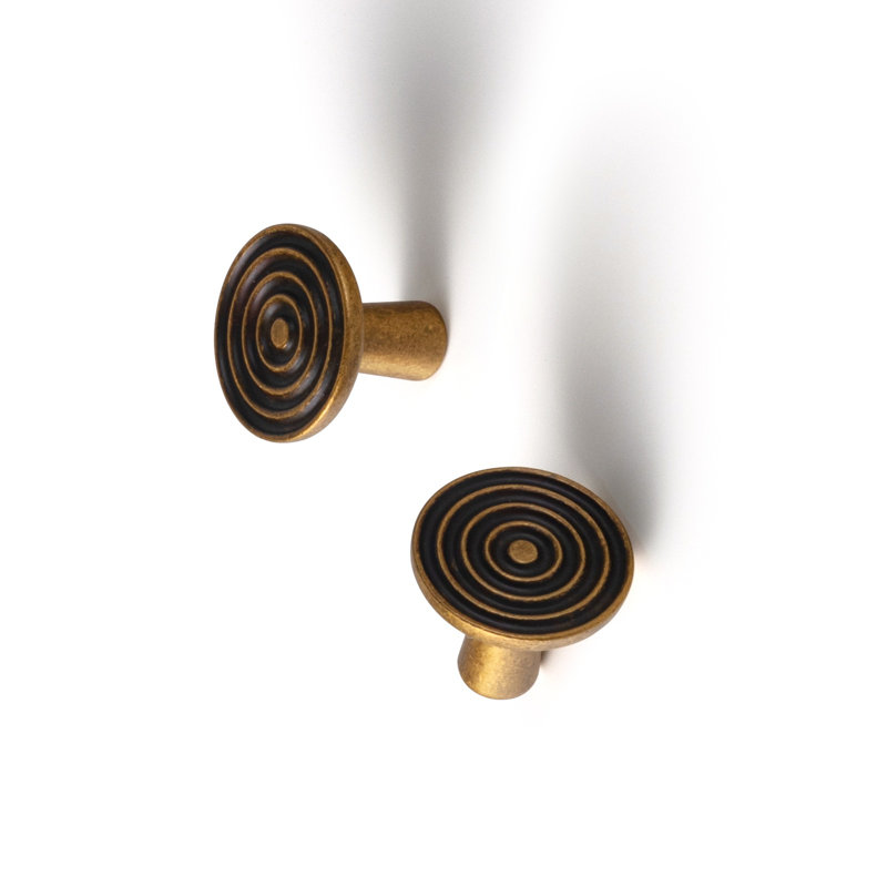 Tourbillon 1 1/4 "- boutons d'armoire design, Laiton antique
