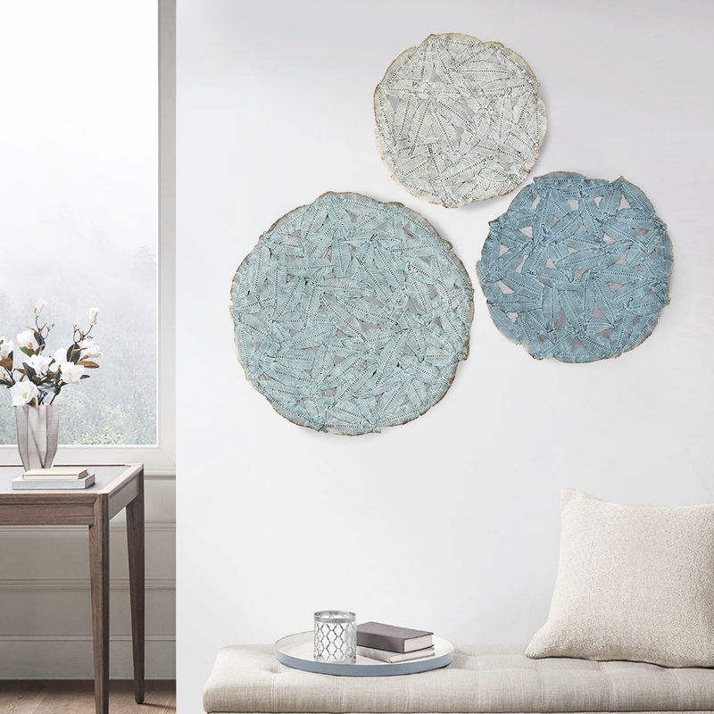 Blue Textured Feather 3 Metal Wall Hanging Decorative - 20", 17.25", 14.25" , For Indoor Disc Decoration Art Use