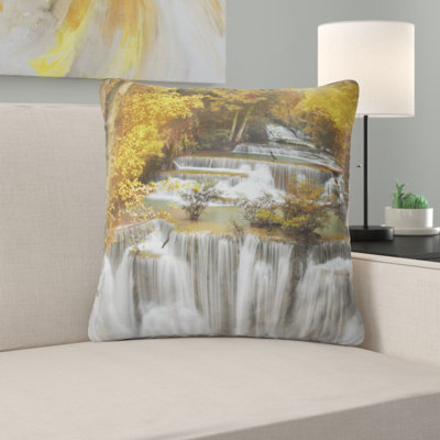 Coussin décoratif en cascade kamin mae automne huai Abstract