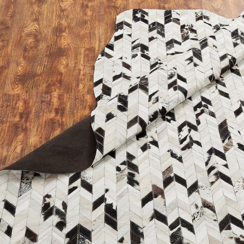 Boonie Cowhide Geometric Indoor Rug, Novelty 8'6" x 11'6"