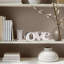 Sculpture bloc de lettres en céramique Arali LOVE (argent)-182930360