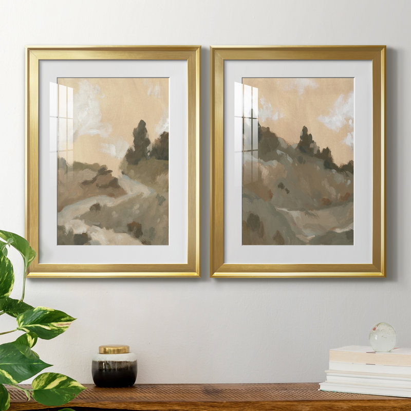 Hillside Walking Path I, reproduction encadrée de qualité supérieure - prête à être accrochée, H 36,5 po x l 26,5 po x P 1 po