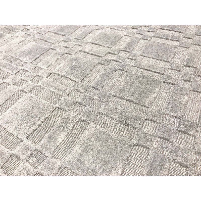 Wool Geometric Area Rug in Dark Gray, Rectangle 5'11" x 9'2"