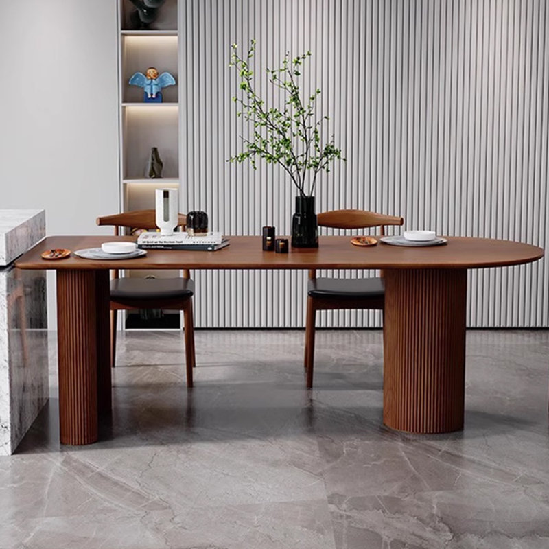 Une table de salle à manger rectangulaire semi-circulaire rétro, H 29,52 po x L 70,86 po x l 31,49 po