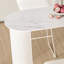 Une table de bar de style crème légère et luxueuse-410321389-410321387-410321384