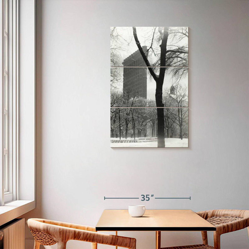 Masam The Flatiron 1903, 57" H x 36" W