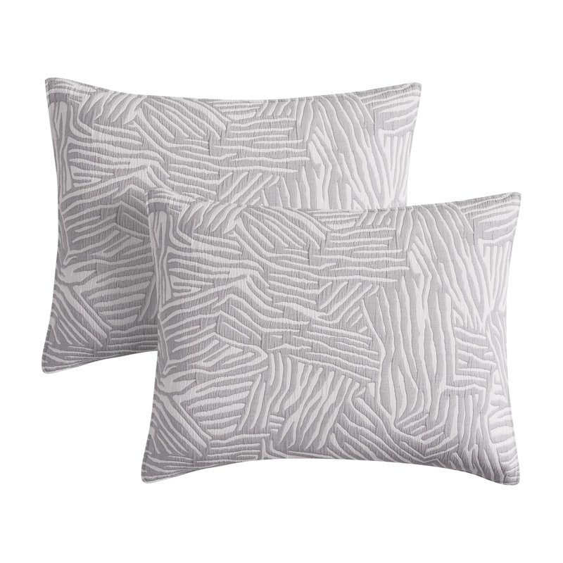 DESIGN STUDIO Abstract Zebra Light Grey 3-Piece Soft Matelasse Jacquard Reversible Cotton Blend Quilt Set