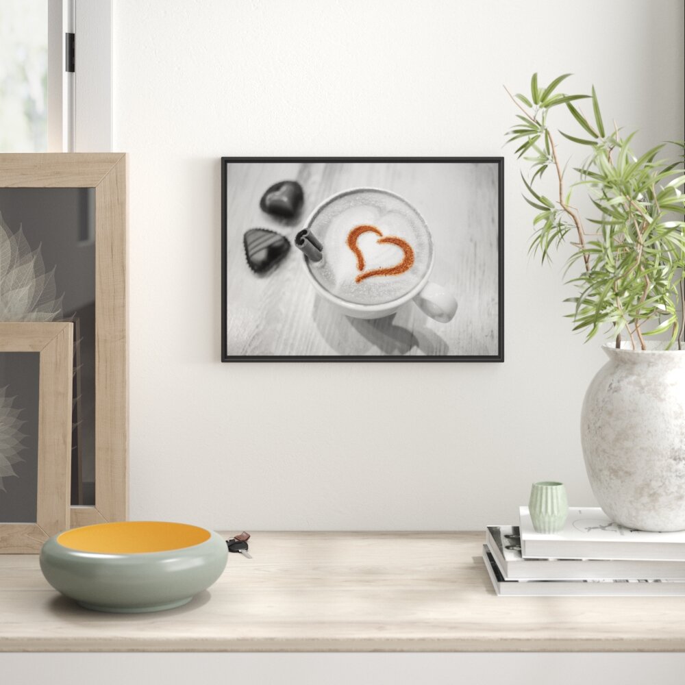 Gerahmtes Wandbild Leckerer Kaffee mit Herz