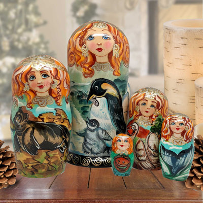 Figurines & Sculptures