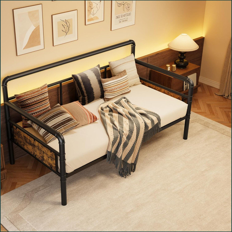 Metal Daybed, Black