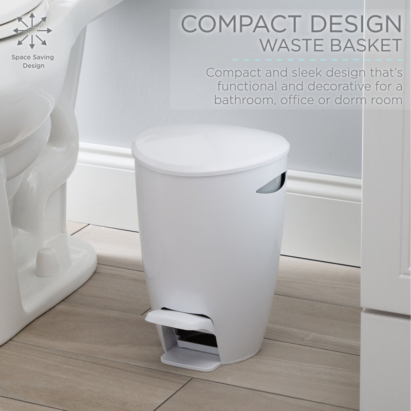 White Plastic 5L Step Pedal Trash Bin
