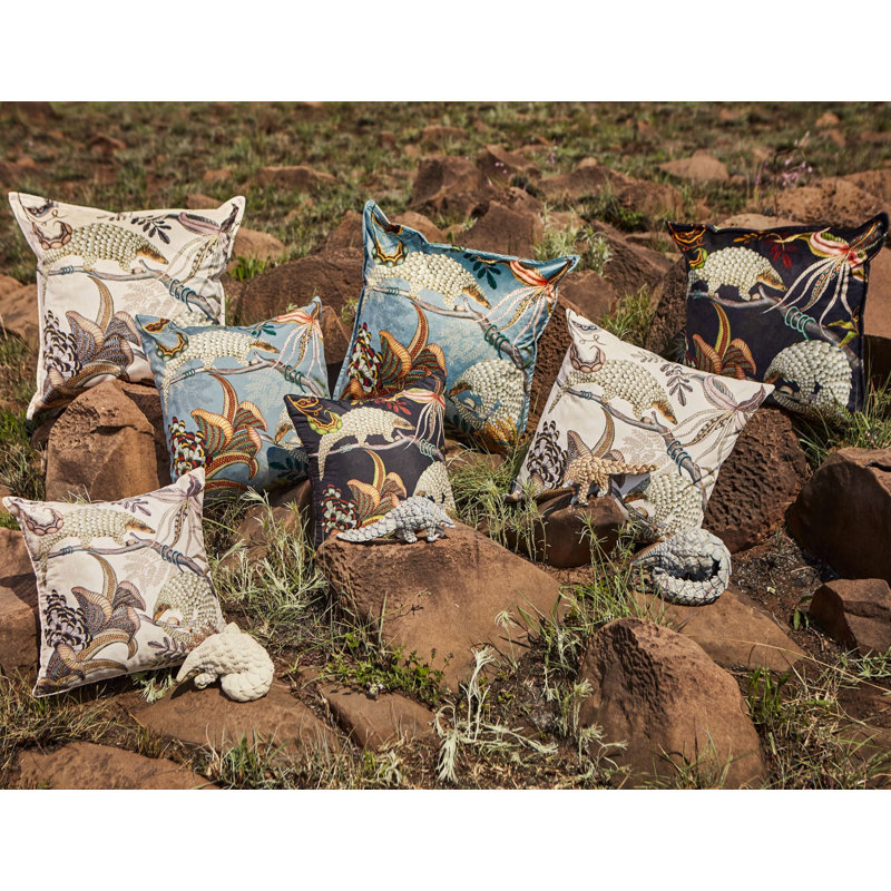 Ardmore Pillow, White, 20" x 20"